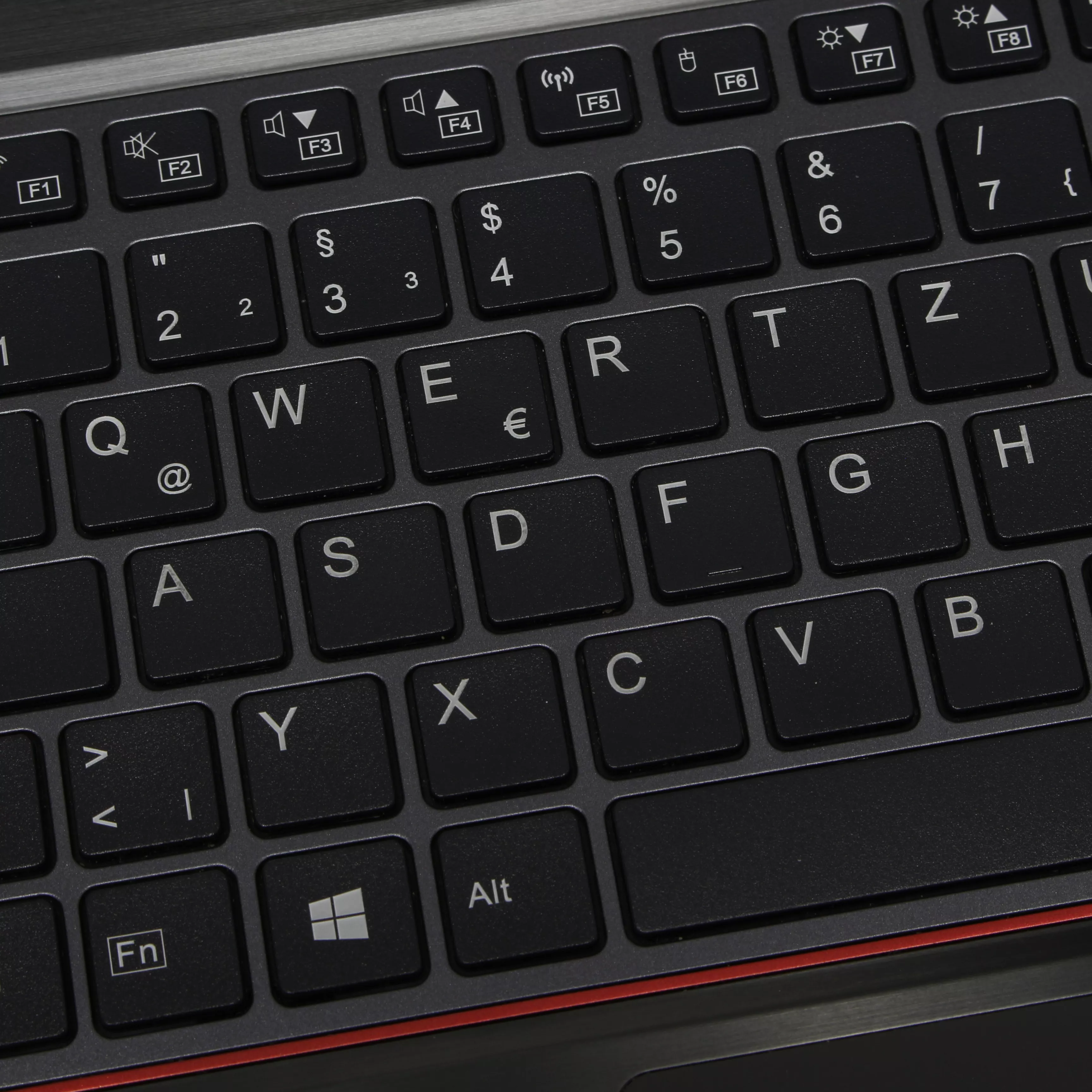 Fujitsu Celsius H780 CAD Workstation | Intel Core i7-8750H | Nvidia Quadro P600 | 32GB RAM | 512GB NVMe SSD | 1TB NVMe SSD | 15.6" 1920x1080 Display | WLAN & BT / 4G (LTE) | Windows 11 | MS Office 2024 | Deutsche Tastatur Fujitsu Celsius H780 CAD Workstation | Intel Core i7-8750H | Nvidia Quadro P600 | 32GB RAM | 512GB NVMe SSD | 1TB NVMe SSD | 15.6" 1920x1080 Display | WLAN & BT / 4G (LTE) | Windows 11 | MS Office 2024 | Deutsche Tastatur