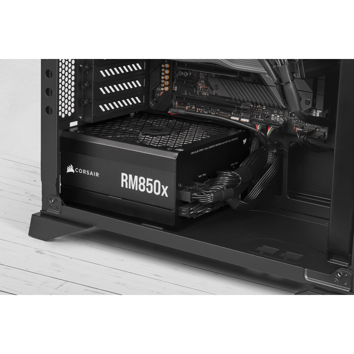 850W Corsair RM850x (CP-9020200-EU) 850W Corsair RM850x (CP-9020200-EU)